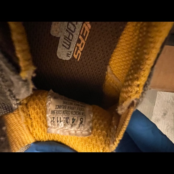 Baby sketchers shoes size 5 - Picture 5 of 5